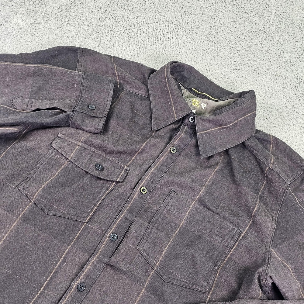 Mountain Hardwear Shirt Mens XL Gray Plaid Long Sleeve‎ Button Up Outdoor OM3716